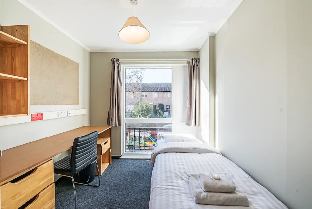 Room New Cross Gate 216B – SK