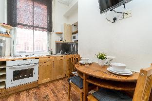 Lovely Studio flat next to Old Street Station 