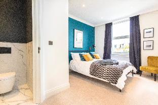 The Blue Apartment - Sleeps 6-  SW15