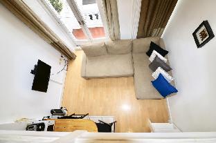 Flat 16 · Charming Split Level Studio Hyde Park P