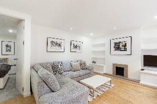 Stylish  One Bedroom Apartment -South Kensington-