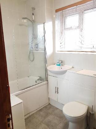 Double Room In 4 Bedroom Apartment In Orpington