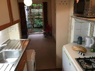 Beautiful 1BR Camden Town Basement Flat