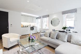 Romilly Street - Lovely & airy 2-bedroom apartment