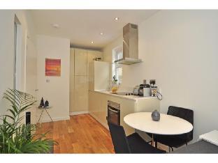 1 Bed Maisonette, SHEPHERD'S BUSH – SK