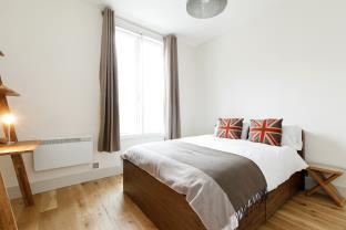 THEOBALDS ROAD 15, FLAT 4