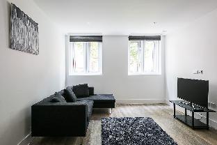 Modern 2BR Battersea Flat, 5min from Chelsea