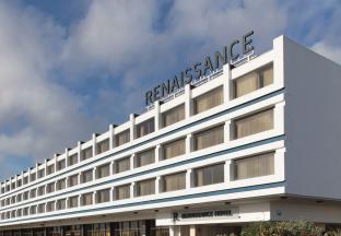 Renaissance London Heathrow Hotel