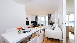 Bright Luxurious 2BR near Canary Wharf