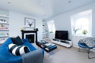 Stunning 1BR Apartment in Putney