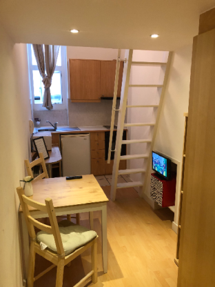 Flat 9 · Very Cosy double apartment Bayswater B!